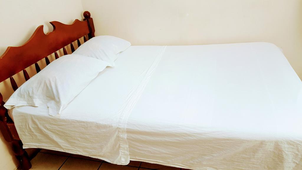 Sea Breeze Guest House Ciudad de Belice Exterior foto