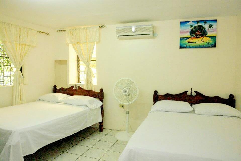 Sea Breeze Guest House Ciudad de Belice Exterior foto