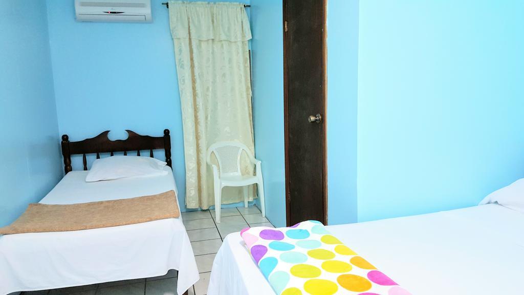 Sea Breeze Guest House Ciudad de Belice Exterior foto